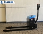 Wózek paletowy Maglo - elektryczna jazda i unoszenie, udźwig 1,5 t